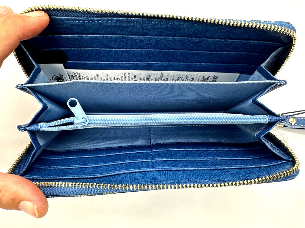 Disney dooney wristlet sale