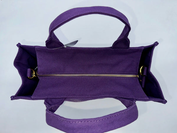 Disney Parks Walt Disney World Cinderella Castle Purple Canvas Bag NWT 2025