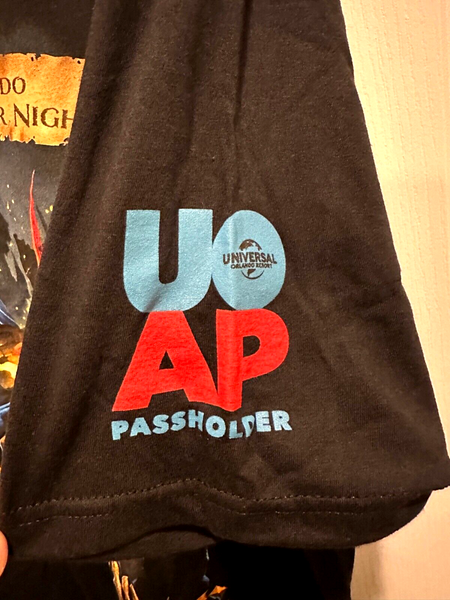 Universal Studios Dueling Dragons HHN AP Annual Passholder TShirt XL 2023