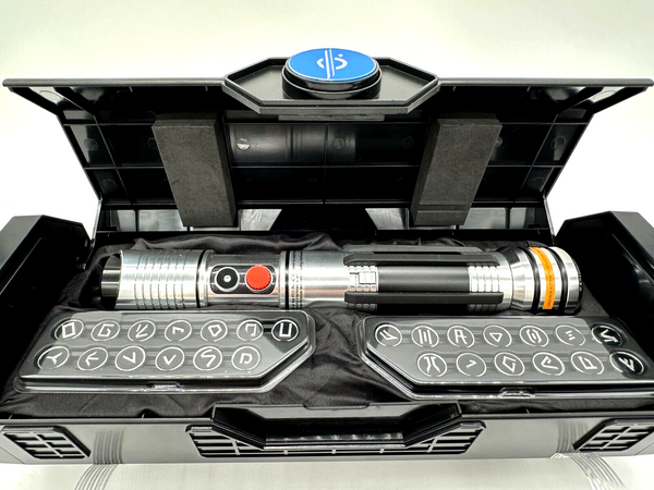 Star Wars Galactic Starcruiser Halcyon Legacy Lightsaber Hilt Galaxy's Edge NWT