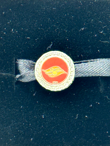 Disney Cruise Line Pandora Castaway Cay Button Charm 2023 DCL NIB Coral Logo