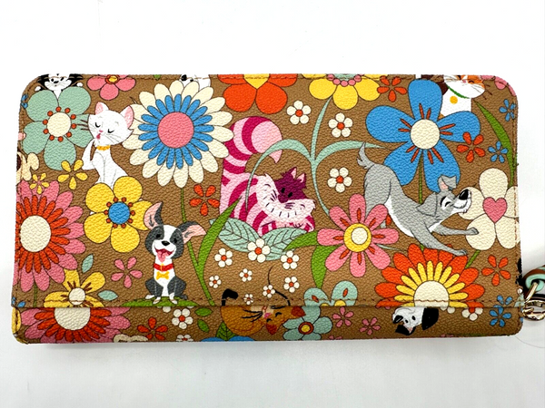 Disney Dooney & and Bourke Pets Wallet Wristlet NWT B Dogs Cats 2023 Winston A