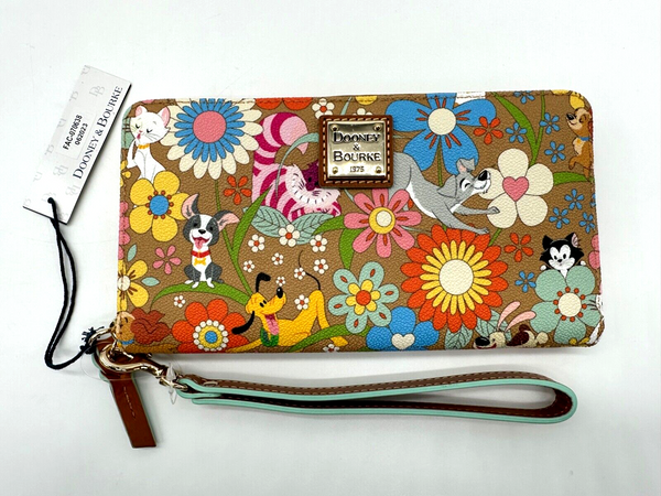 Disney Dooney & and Bourke Pets Wallet Wristlet NWT B Dogs Cats 2023 Winston A